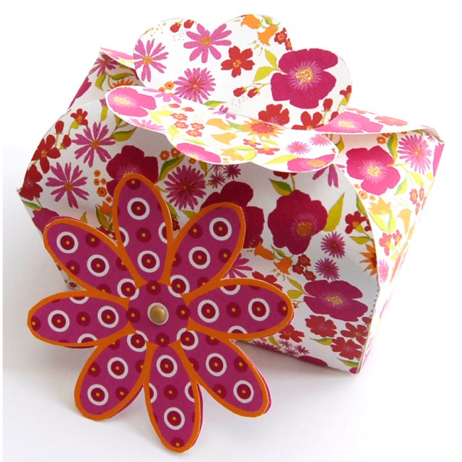 boite cadeau coffret fleurie à imprimer gratuitement