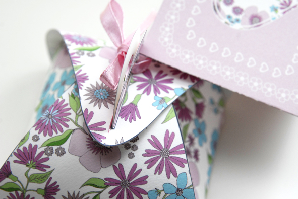 free printable gift box gratuit boite cadeau 1