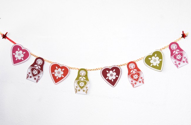 gratuit guirlande poupée russe free printable bunting matriochka visuel 2