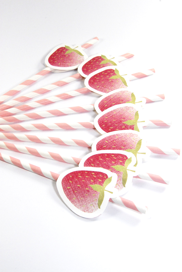 free printable stawberry label drinking straw 1