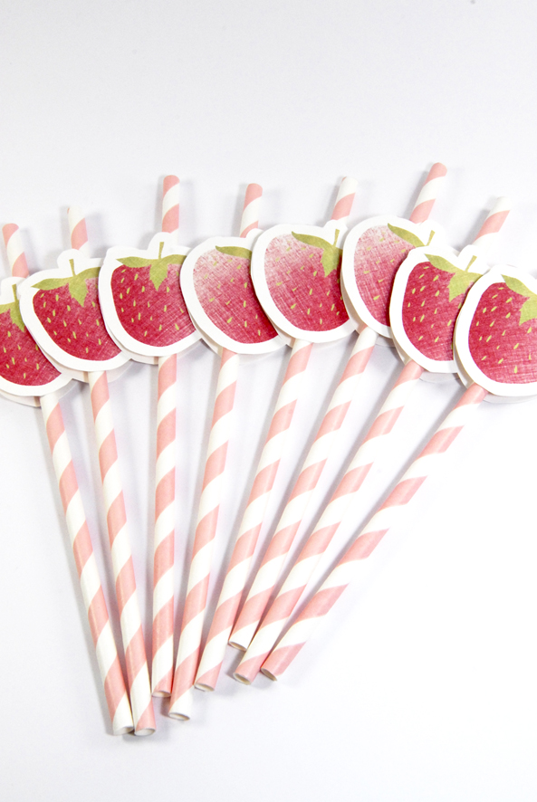 free printable stawberry label drinking straw 2