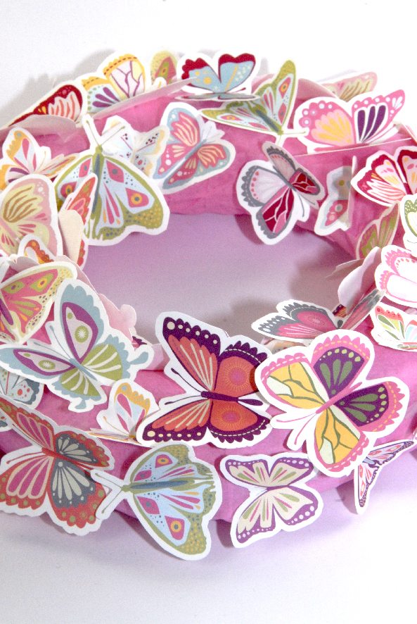 free printalble butterfly wreath 7
